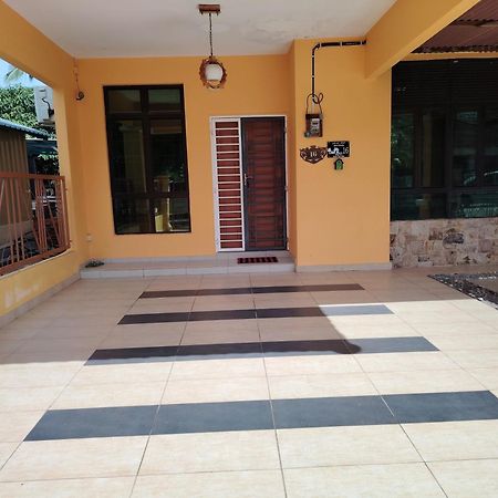 Afwan Homestay Klebang Melaka מראה חיצוני תמונה